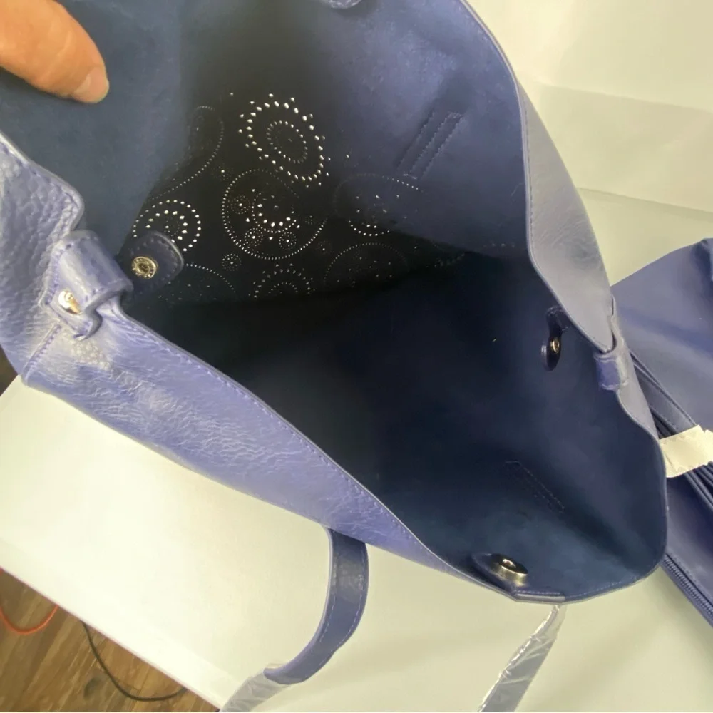 NWT Large Navy Blue Laser Cut Mandala Tote Bag with Removable Interior Crossbody